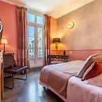 Hotel Du Palais 3*